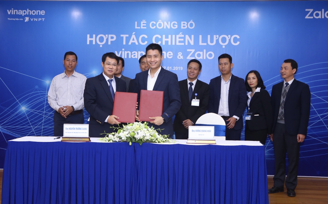 VinaPhone[-]và[-]Zalo[-]hợp[-]tác[-]chiến[-]lược,[-]gia[-]tăng[-]tiện[-]ích[-]cho[-]khách[-]hàng